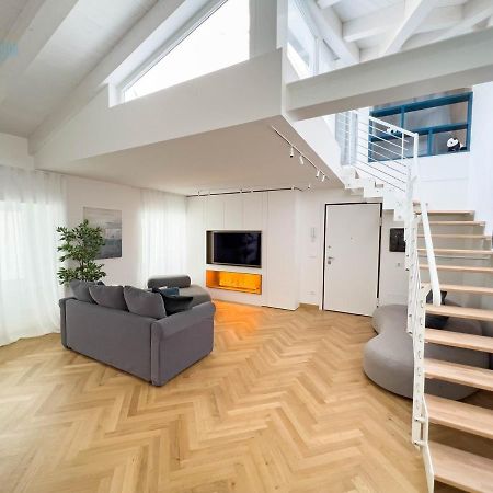 Апартаменты Tarabochia 8 Tirabora Short Rent Триест Экстерьер фото